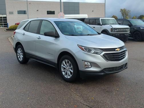 2020 Chevrolet Equinox LS