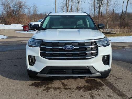 2026 Ford Explorer ACTIVE W/200A