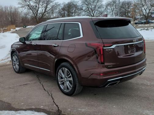 2022 Cadillac XT6 Premium Luxury AWD