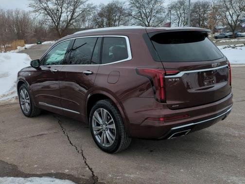 2022 Cadillac XT6 Premium Luxury AWD