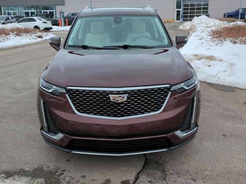 2022 Cadillac XT6 Premium Luxury AWD