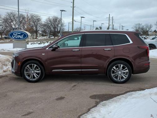 2022 Cadillac XT6 Premium Luxury AWD