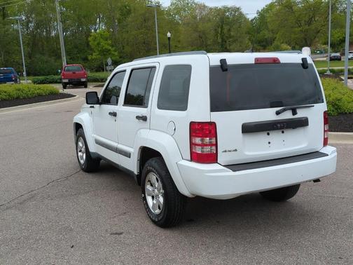 2011 Jeep Liberty Sport