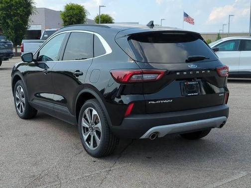2025 Ford Escape Platinum