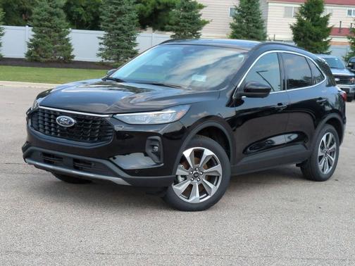 2025 Ford Escape Platinum