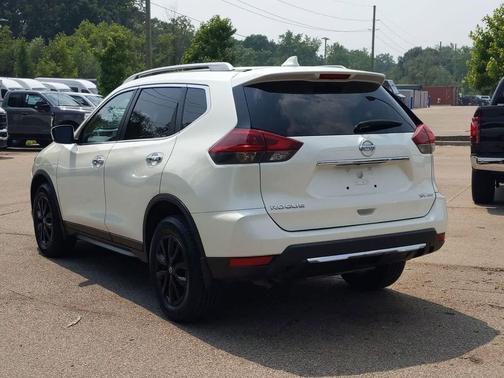 2019 Nissan Rogue S