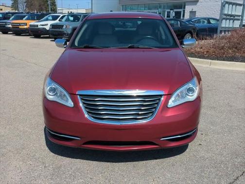 2013 Chrysler 200 Limited