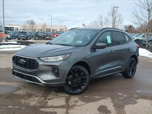 2025 Ford Escape ST-Line Elite