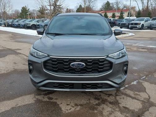 2025 Ford Escape ST-Line Elite