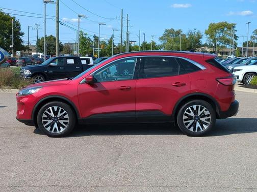 2020 Ford Escape SEL