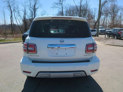 2017 Nissan Armada Platinum