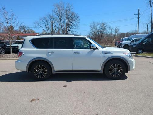 2017 Nissan Armada Platinum