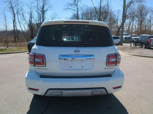 2017 Nissan Armada Platinum