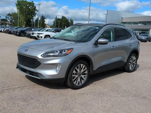 2022 Ford Escape Titanium