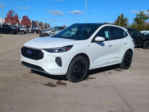 2026 Ford Escape ST-Line Elite