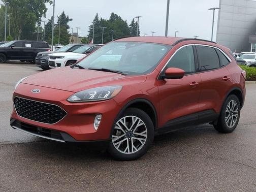 2020 Ford Escape SEL