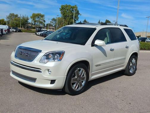 2011 GMC Acadia Denali