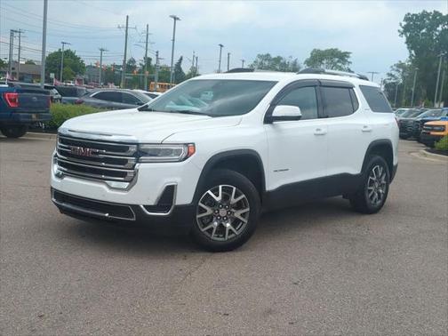 2022 GMC Acadia SLE