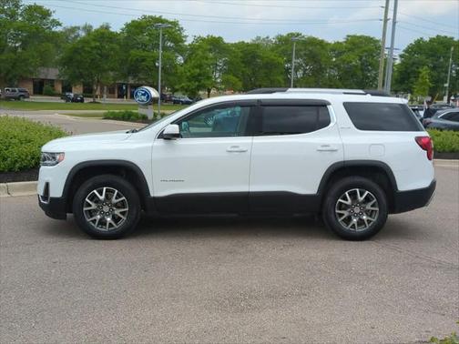 2022 GMC Acadia SLE