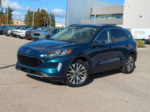 2020 Ford Escape Titanium