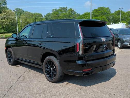 2023 Cadillac Escalade Sport