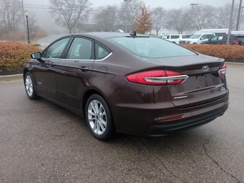 2019 Ford Fusion Hybrid SE