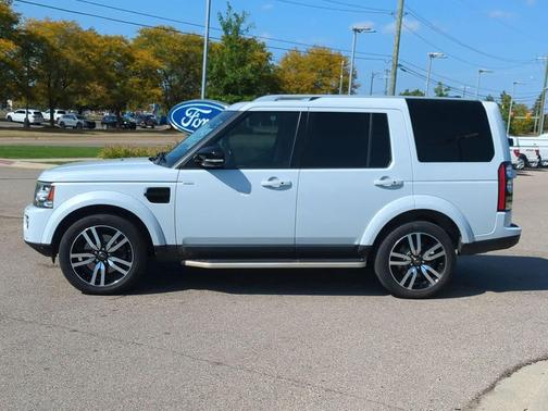 2016 Land Rover LR4 HSE LUX
