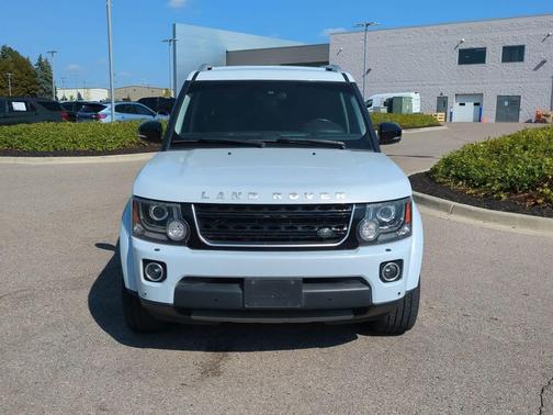 2016 Land Rover LR4 HSE LUX