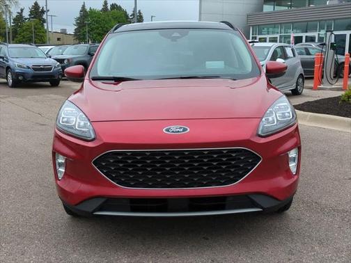 2020 Ford Escape Titanium Hybrid