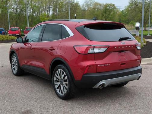 2020 Ford Escape Titanium Hybrid