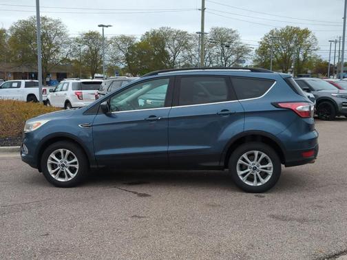 Blue Metallic 2018 Ford Escape SEL