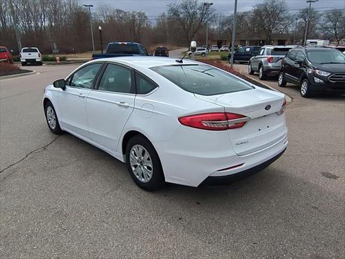 2019 Ford Fusion S