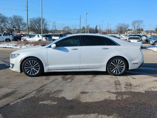 2017 Lincoln MKZ Premiere