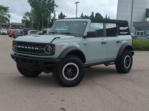 2023 Ford Bronco Black Diamond