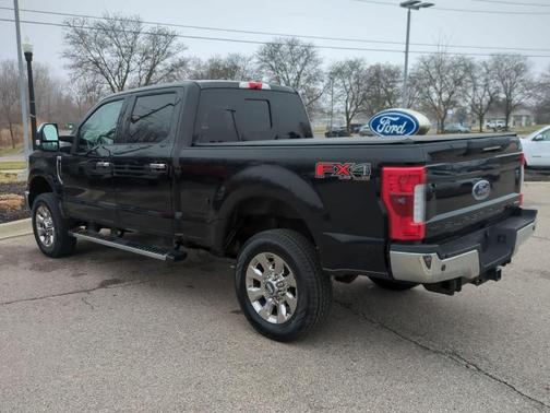 Shadow Black 2017 Ford F-250 Lariat