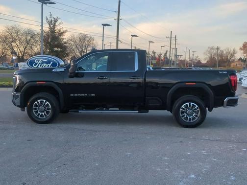 2025 GMC Sierra 2500 SLE