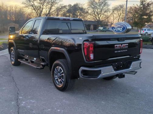 2025 GMC Sierra 2500 SLE