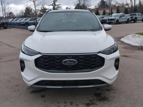 2025 Ford Escape ST-Line Elite