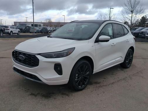 2025 Ford Escape ST-Line Elite