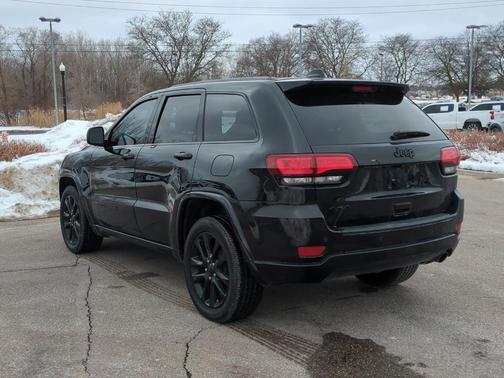2020 Jeep Grand Cherokee Altitude