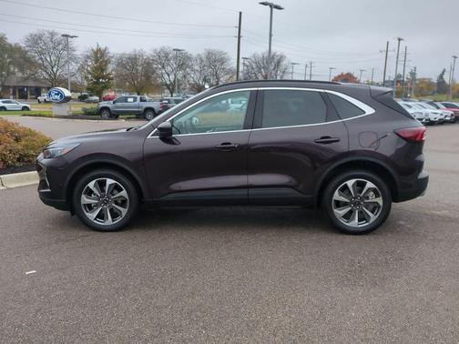 2023 Ford Escape Platinum