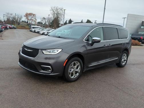 2022 Chrysler Pacifica Limited