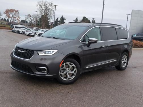 2022 Chrysler Pacifica Limited