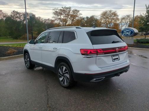 2024 Volkswagen Atlas 2.0T SEL