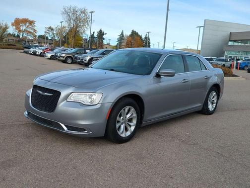 2015 Chrysler 300 Limited