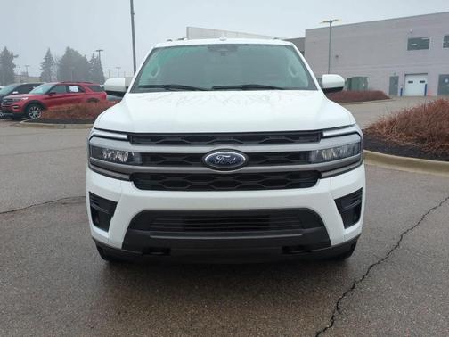 2022 Ford Expedition Max XLT