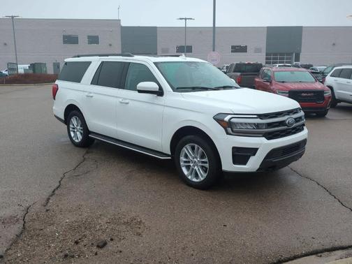 2022 Ford Expedition Max XLT