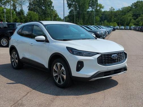 2025 Ford Escape Platinum