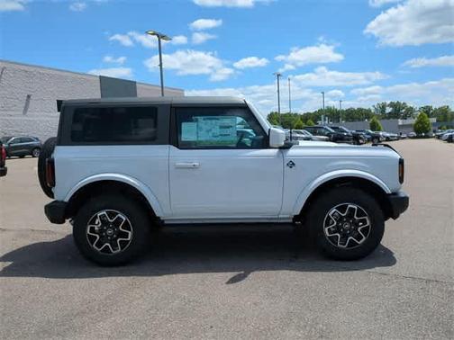 2023 Ford Bronco Outer Banks