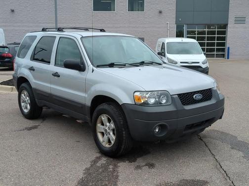 2005 Ford Escape XLT